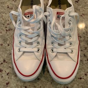 Women’s size 9 white Converse